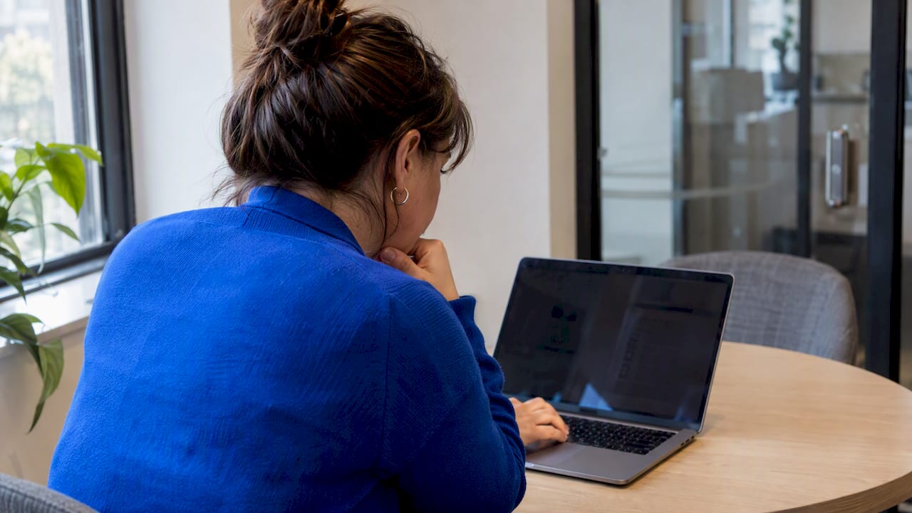 Operations lead comparing project management software